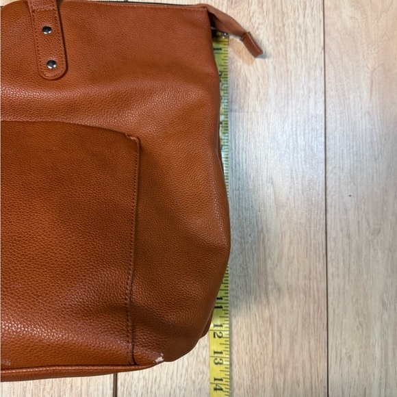 PacaPod Saunton Convertible Diaper Bag - Picture 9 of 12